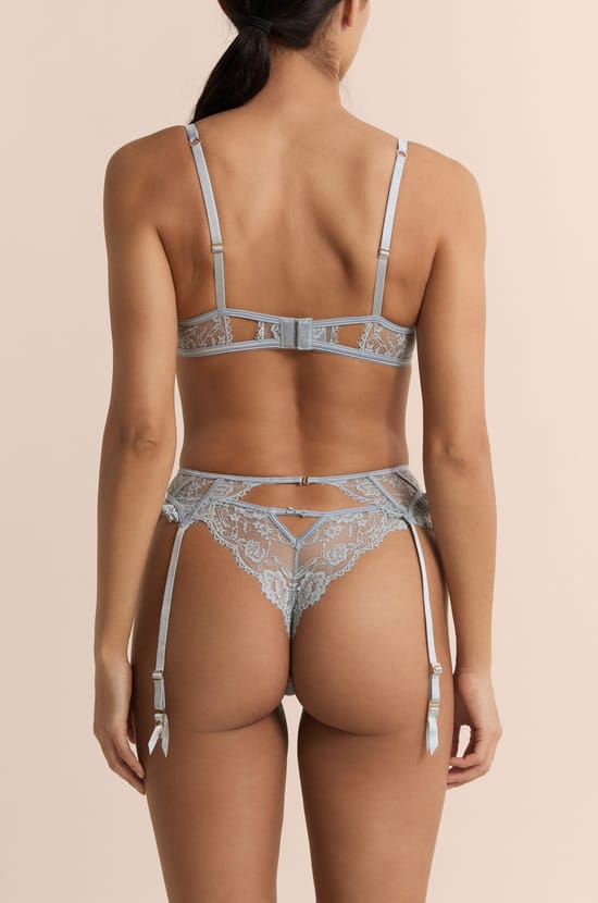 Lace Garter Belt;${refinementColor}