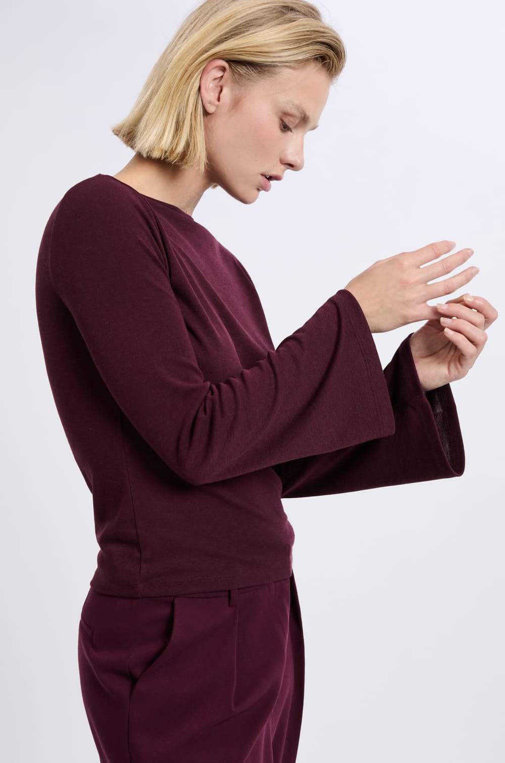 T-shirt col bateau &agrave; manches longues larges;${refinementColor}
