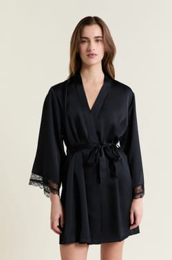 D&eacute;shabill&eacute; satin&eacute;;${refinementColor}