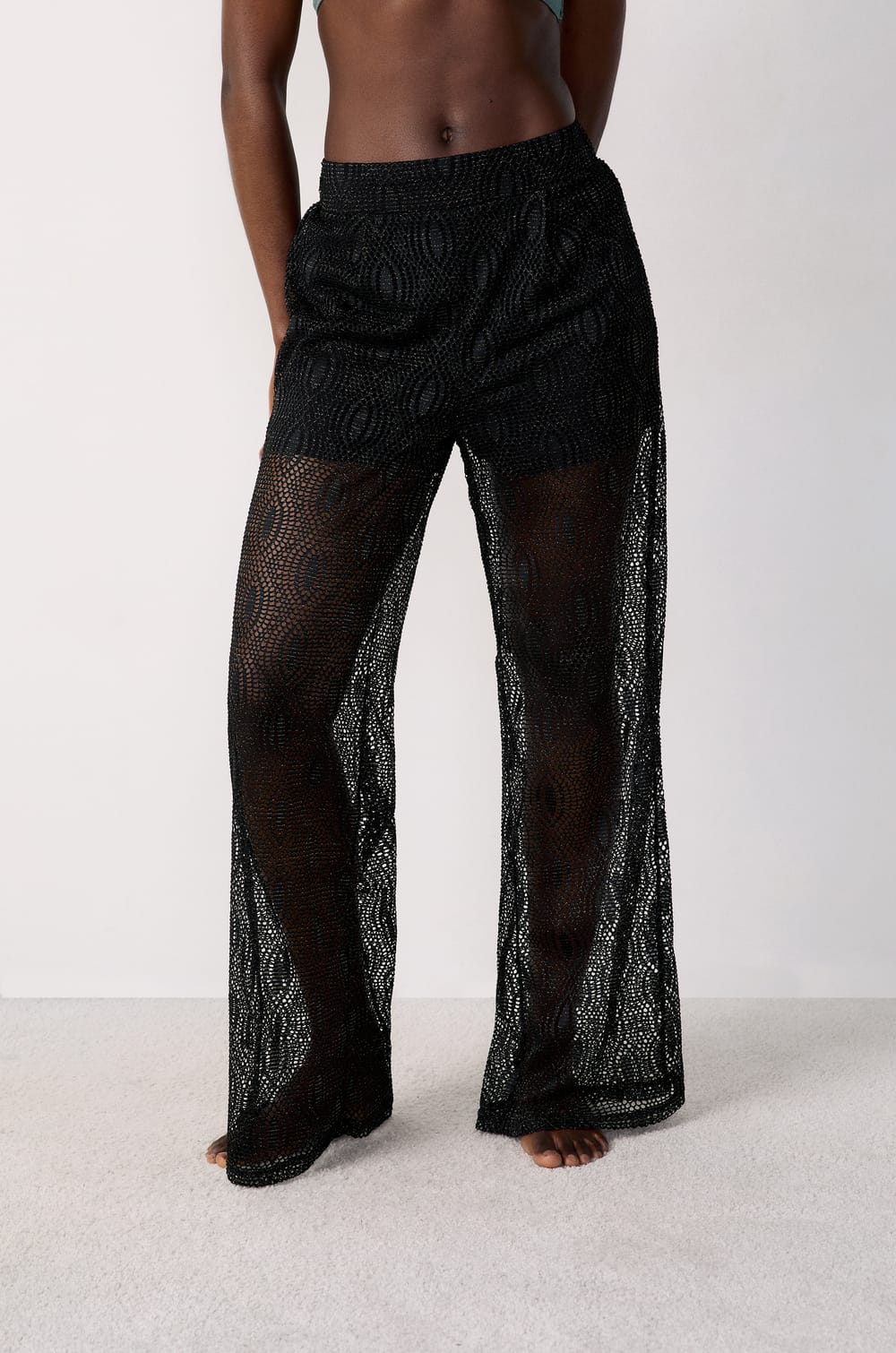 Openwork beach trousers;${refinementColor}