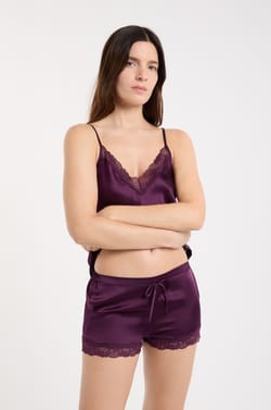 Short en soie détails dentelle;${refinementColor}