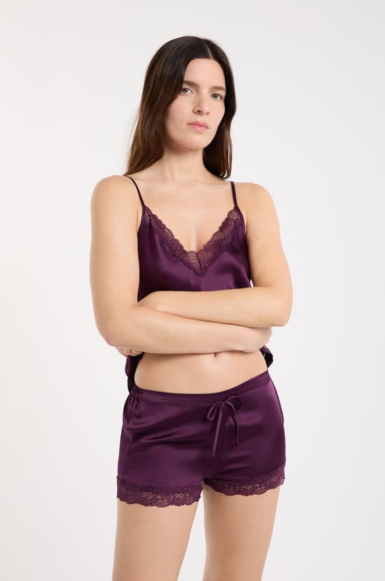 Short en soie détails dentelle;${refinementColor}