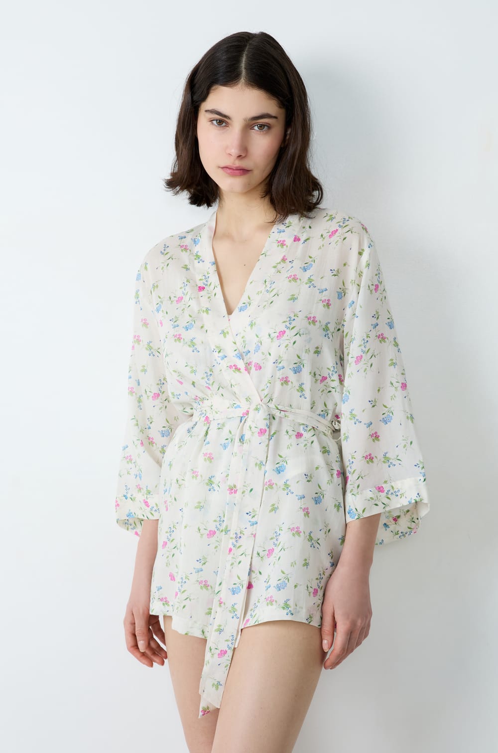 Saténový župan s potiskem;${refinementColor}