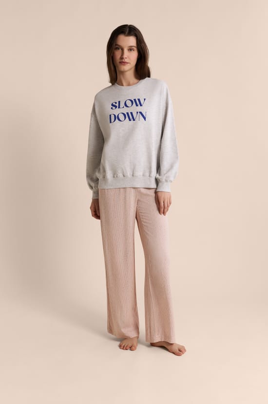 Pyjama sweatshirt with writing in cotton;${refinementColor}