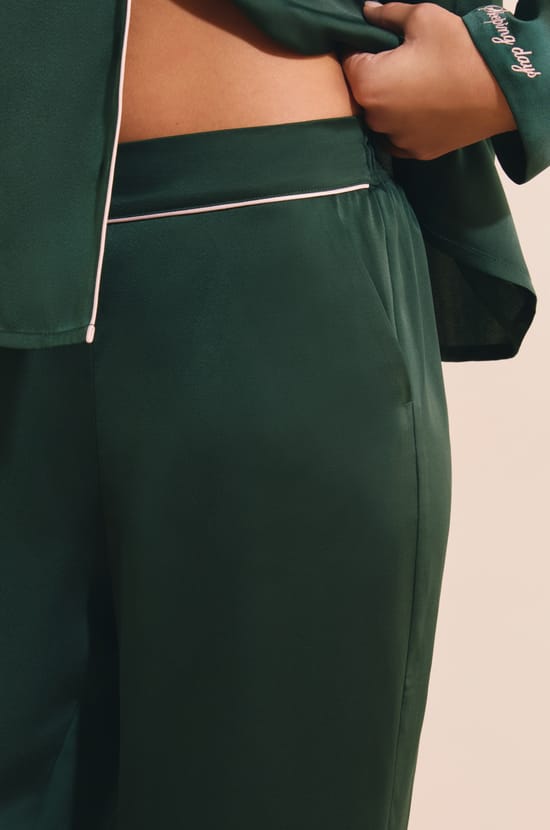 Pantalon de pyjama satin&eacute;;${refinementColor}