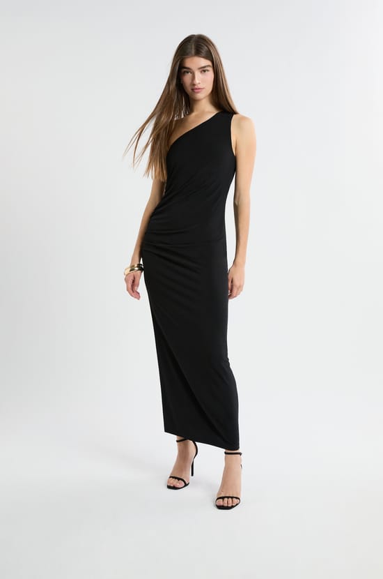 Robe longue asym&eacute;trique;${refinementColor}