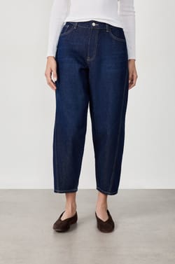 Jeans corte zanahoria;${refinementColor}