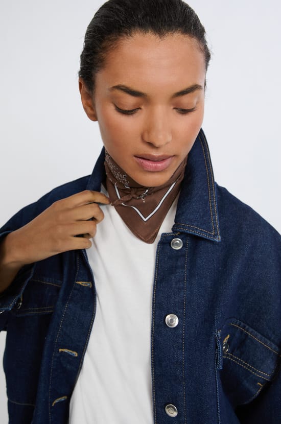 Foulard &agrave; motifs en coton;${refinementColor}