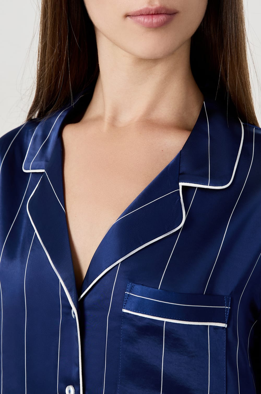 Chemise de pyjama en satin à rayures;${refinementColor}