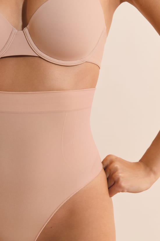 String taille haute sculptant;${refinementColor}