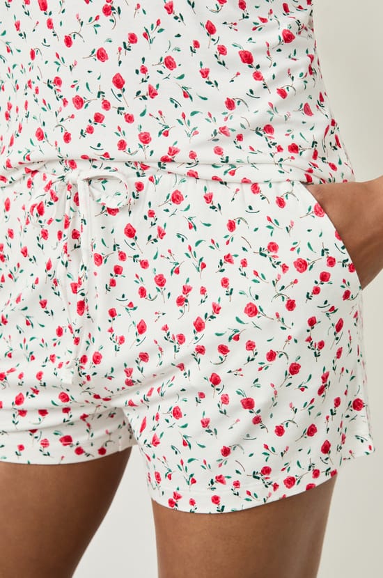 Short de pyjama à motifs fleuris;${refinementColor}
