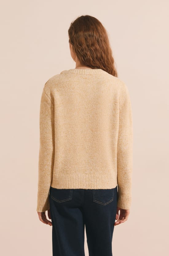 Pull col rond avec laine;${refinementColor}