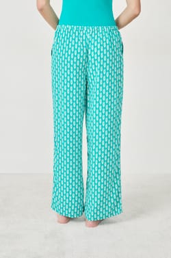 Pantalón 7/8 estampado;${refinementColor}