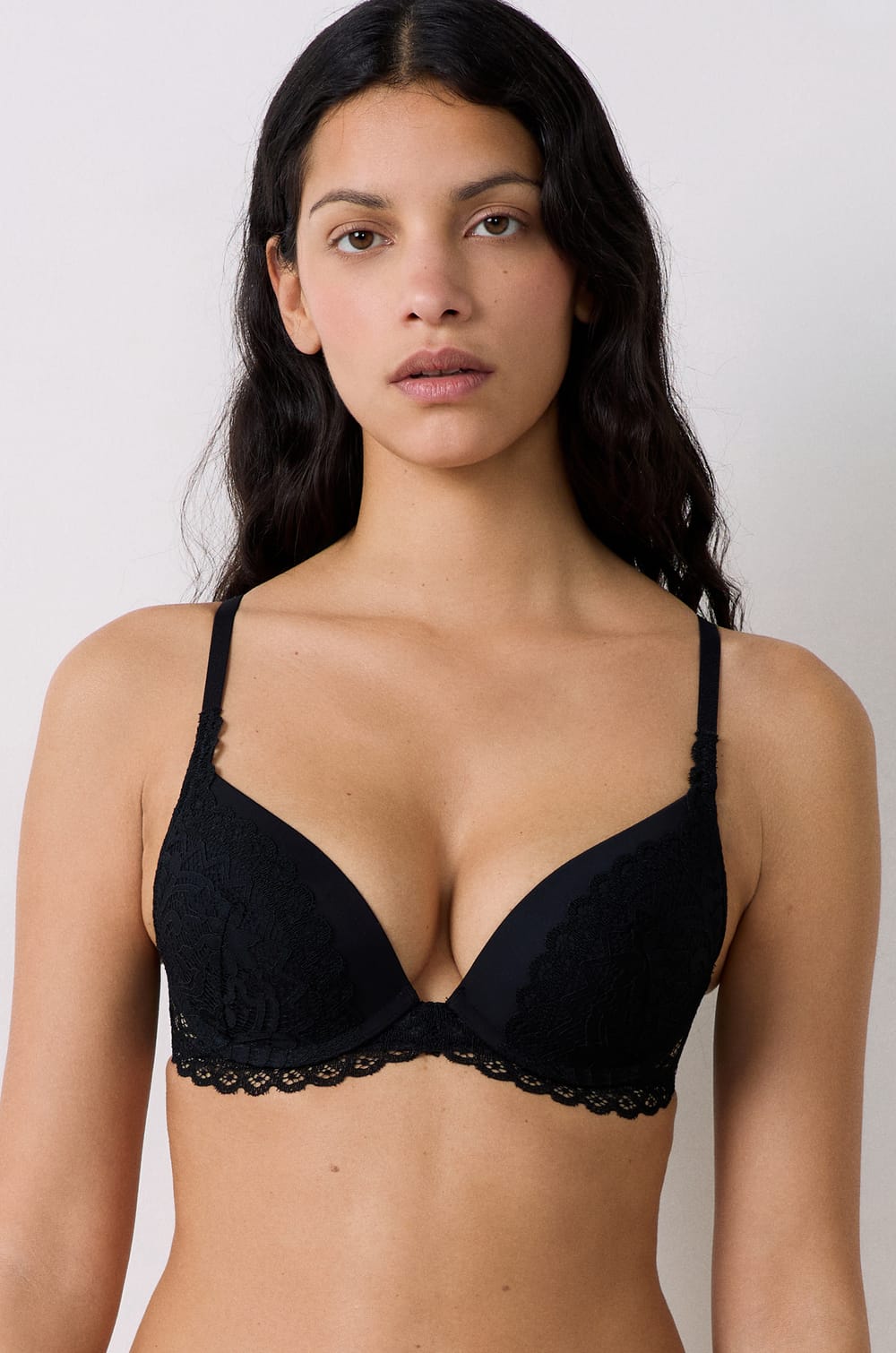 Bra No. 2 - Plunging Push-Up;${refinementColor}