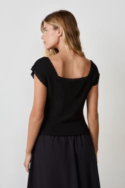 Short-Sleeved T-Shirt;${refinementColor}