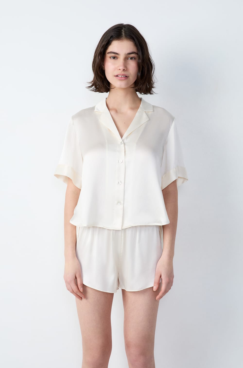 Chemise de pyjama manches courtes en soie;${refinementColor}