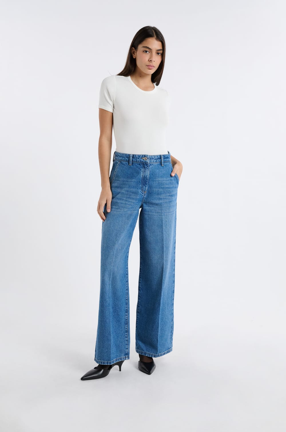 Wide Cotton Jeans;${refinementColor}