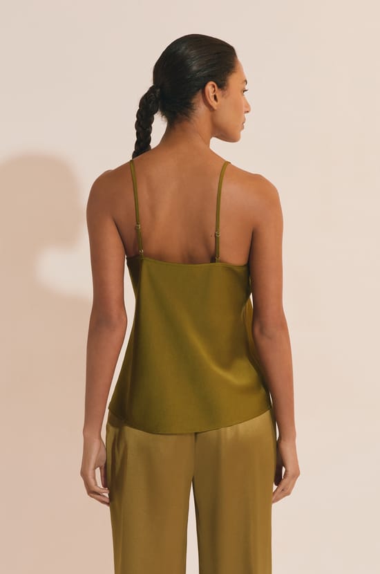 Caraco satin&eacute;;${refinementColor}