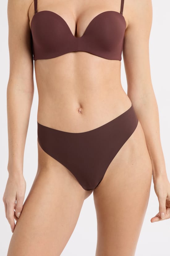 High-leg Tanga in Microfiber;${refinementColor}