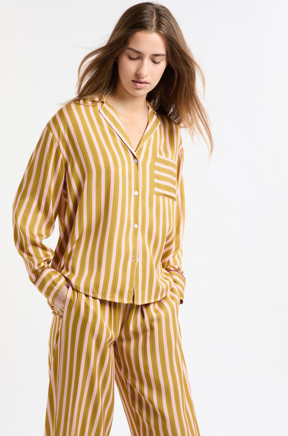 Camisa de pijama bicolor a rayas;${refinementColor}