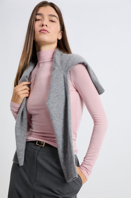 Long-sleeved high neck T-shirt;${refinementColor}