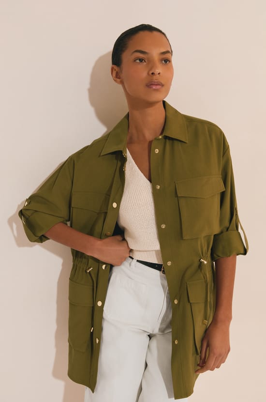 Veste avec d&eacute;tail poche;${refinementColor}