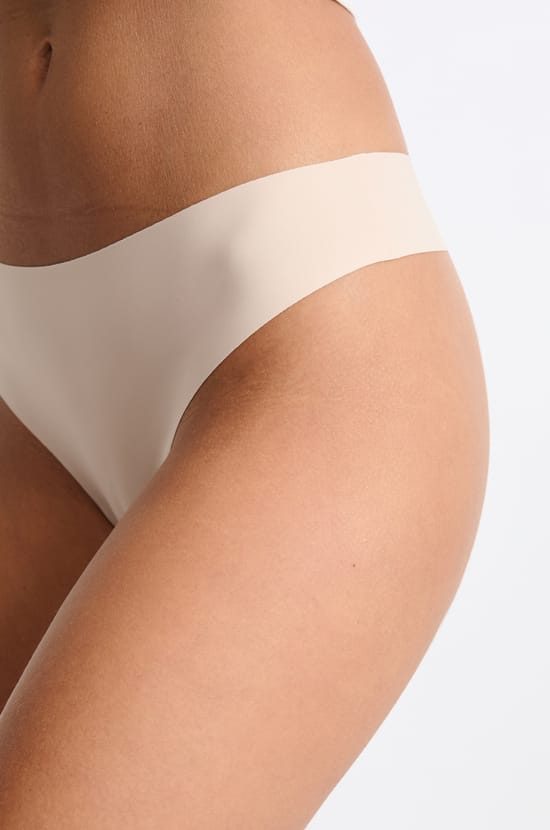 3-Pack Thongs;${refinementColor}