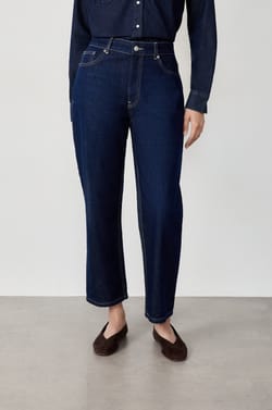 Jean droit;${refinementColor}