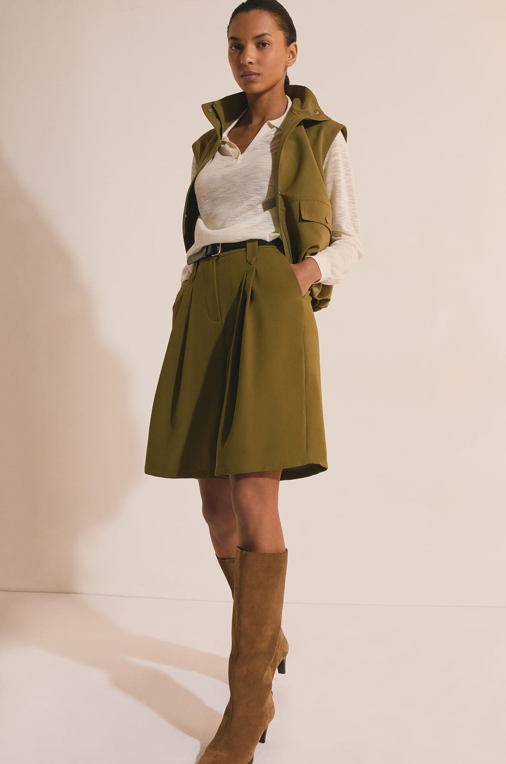 Bermuda avec ceinture;${refinementColor}