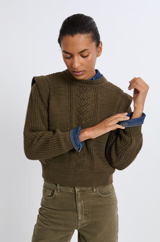 Pull à épaulettes avec laine;${refinementColor}