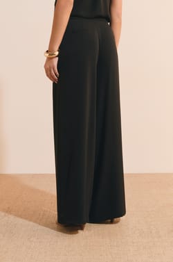 Pantalon large;${refinementColor}