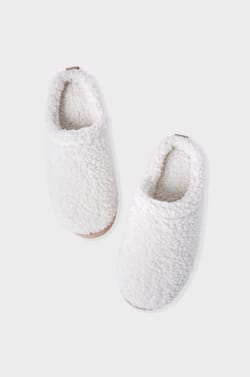 Chaussons mules en fausse fourrure;${refinementColor}