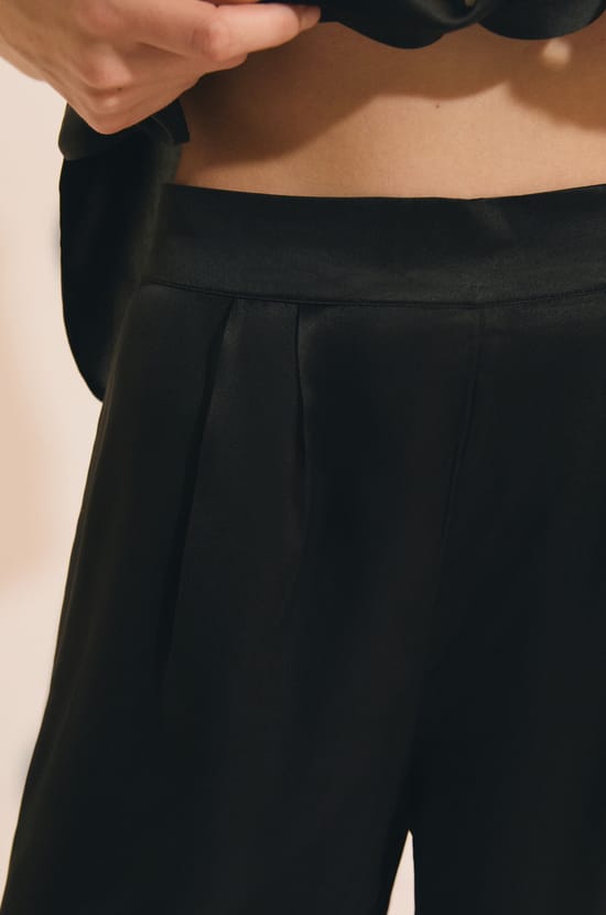 Pantalon de pyjama large en soie;${refinementColor}