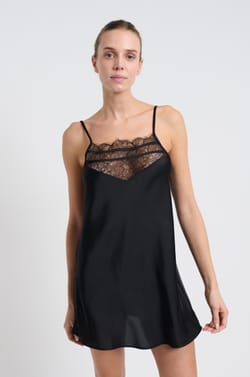 Nuisette satinée;${refinementColor}