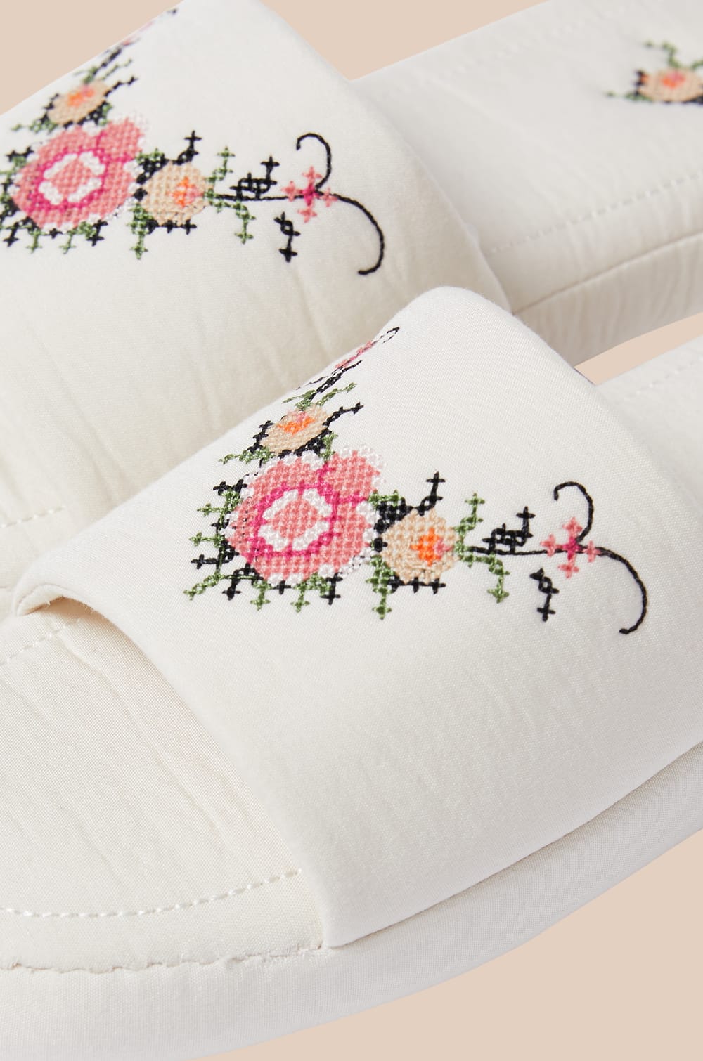 Chaussons tongs en coton &agrave; motif floral;${refinementColor}