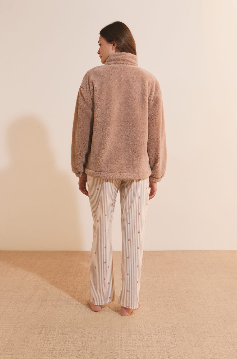 Ensemble de pyjama 3 pi&egrave;ces en coton;${refinementColor}