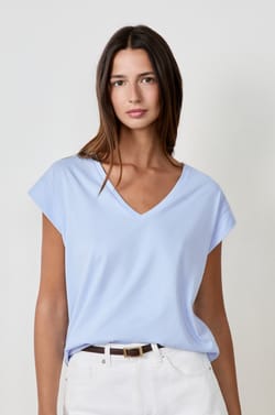 T-shirt col V 100% coton;${refinementColor}