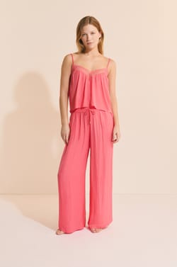 Caraco avec d&eacute;tails en dentelle;${refinementColor}