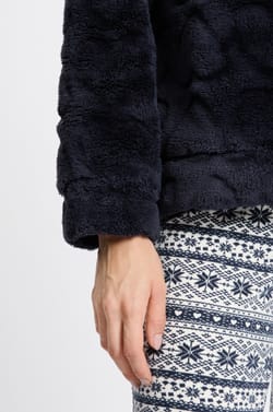2-Piece Patterned Pajamas;${refinementColor}