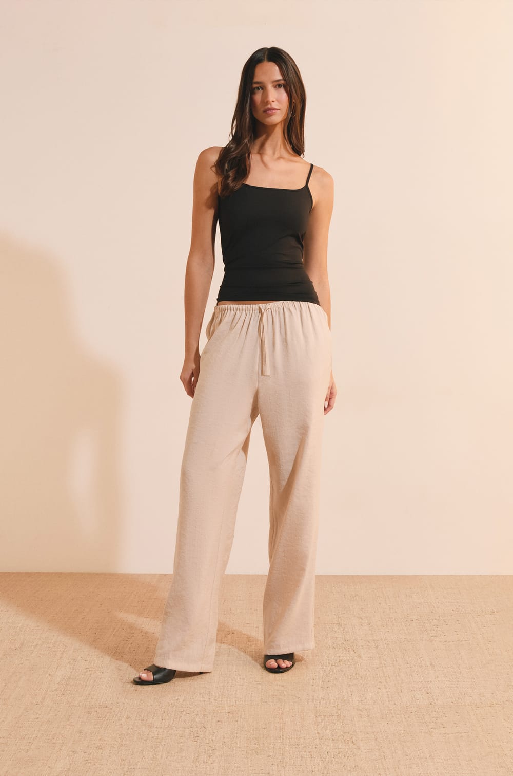 Pantalon fluide &eacute;lastiqu&eacute;;${refinementColor}