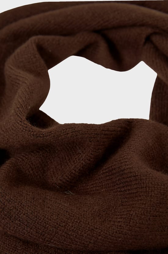 Plain Scarf;${refinementColor}