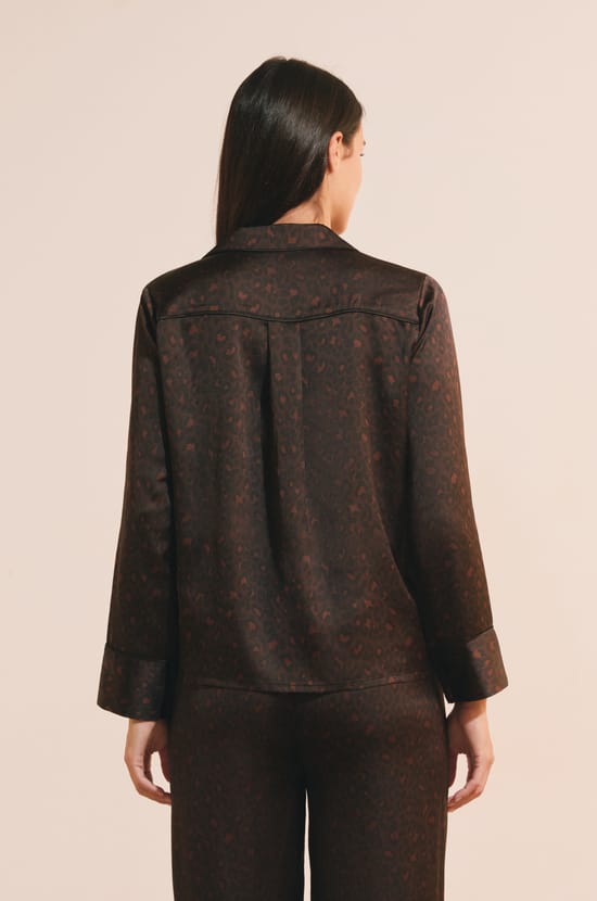 Chemise de pyjama satin&eacute;e &agrave; motifs;${refinementColor}