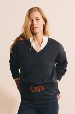 Pull manches longues &agrave; col V;${refinementColor}