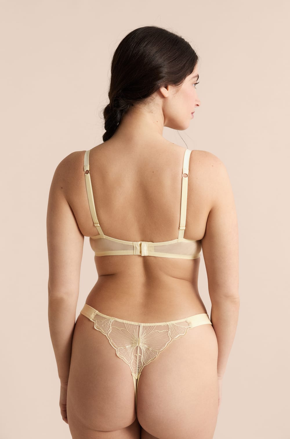 Bra N.5 - The Lightly Lined Plunge;${refinementColor}
