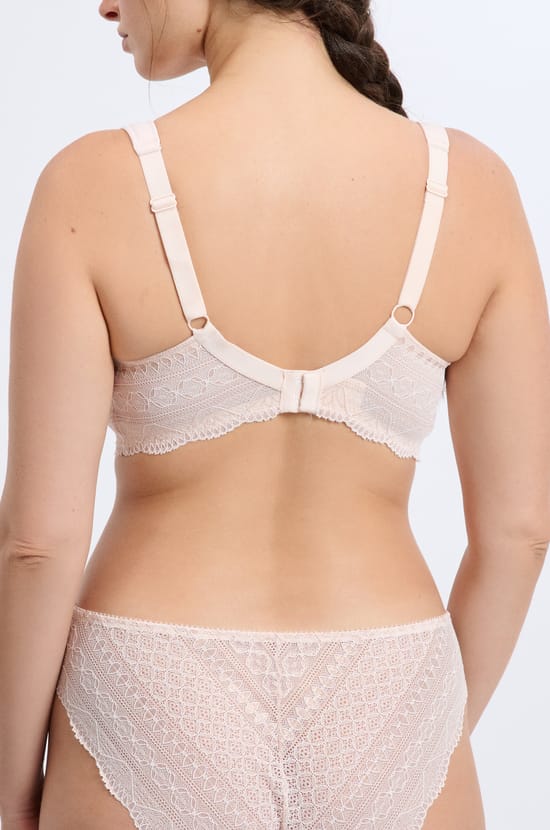 Post-mastectomy Lightly Lined Wireless Bra;${refinementColor}