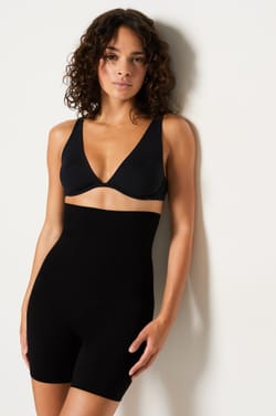 Ultra high-waisted shaping brief - strong support;${refinementColor}