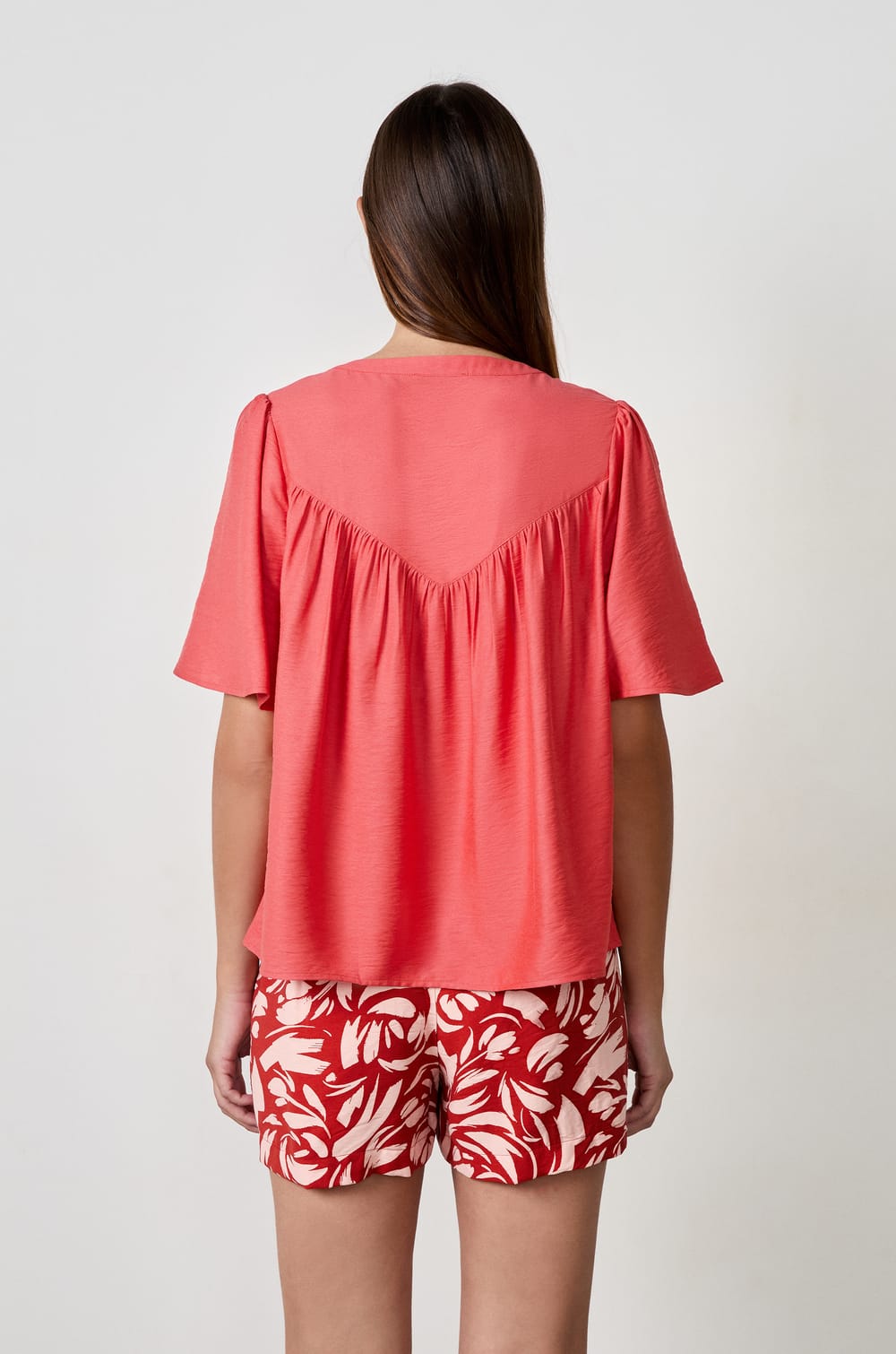 Blouse manches courtes;${refinementColor}