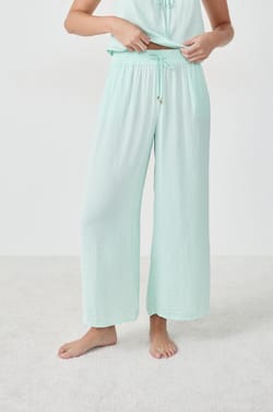 Pantalón satinado corte ancho;${refinementColor}