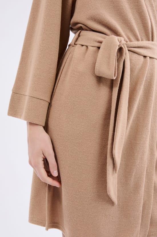 Velvet-Effect Robe;${refinementColor}