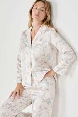 Chemise de pyjama imprimée satinée;${refinementColor}